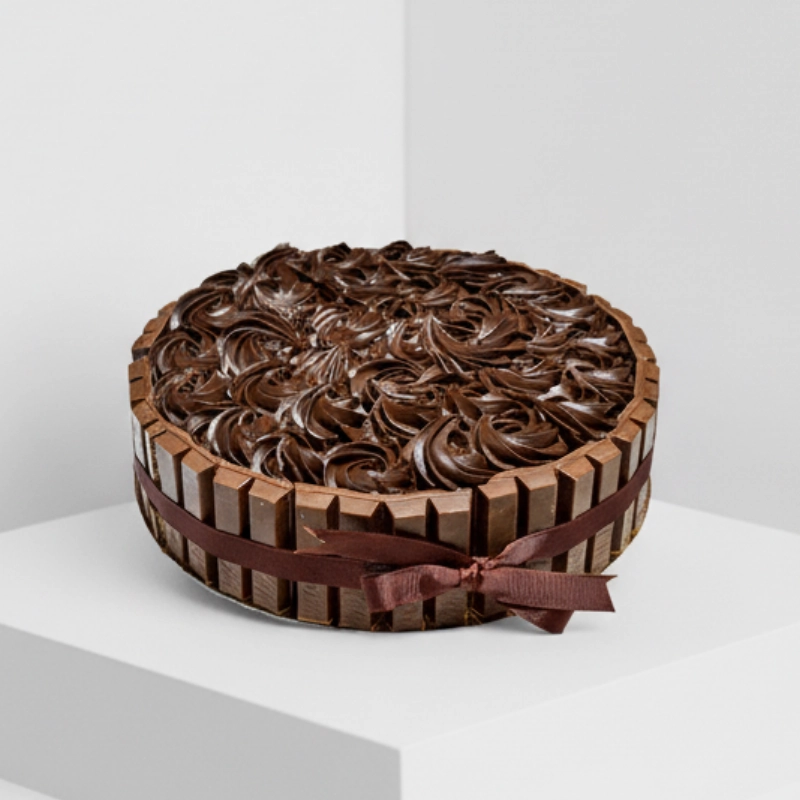 KitKat Cake